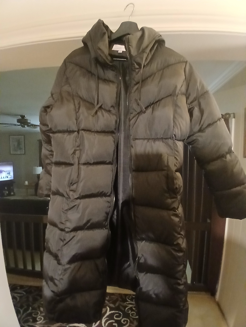 Women's Long Hooded Puffer Coat in Black